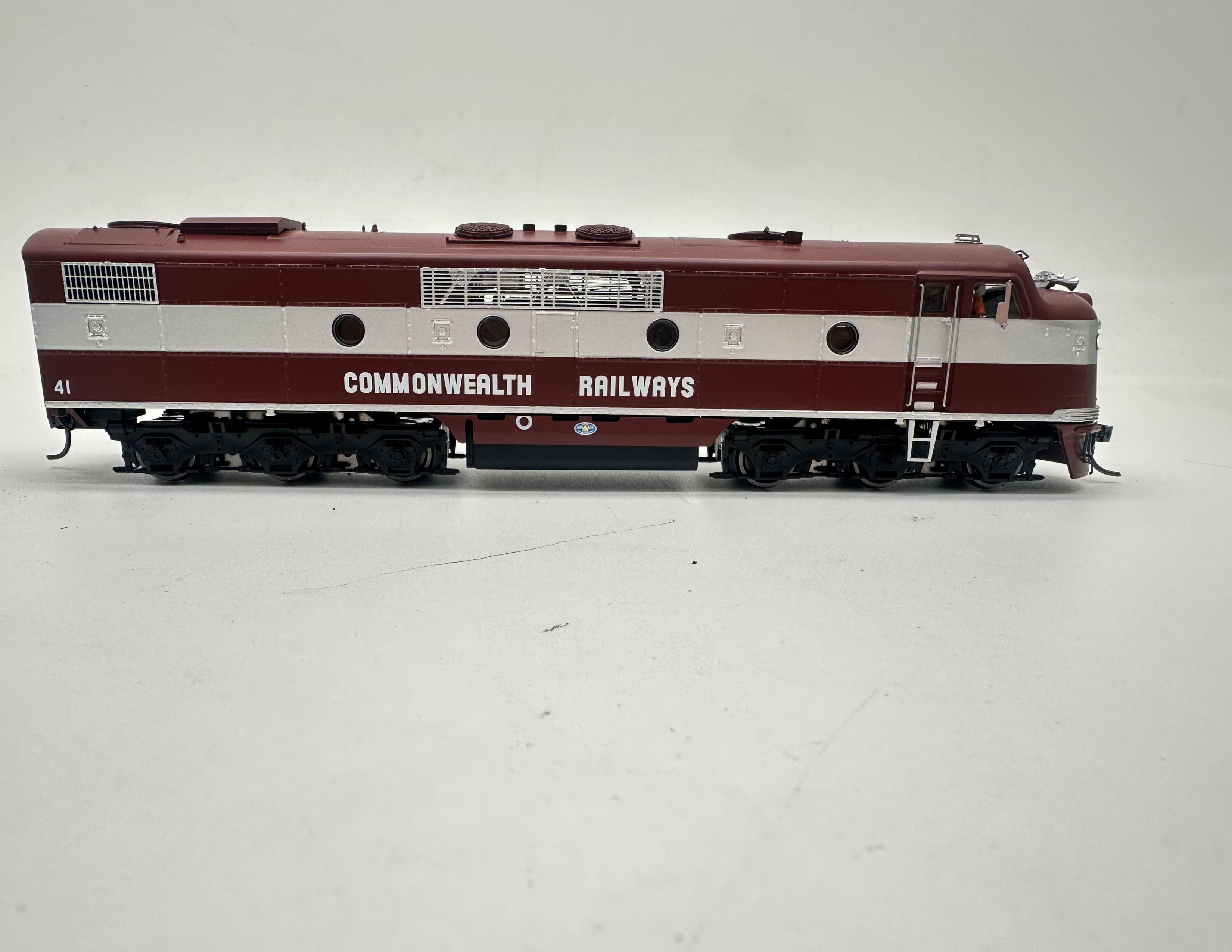 GM41 - Maroon / Silver - Arriving Soon